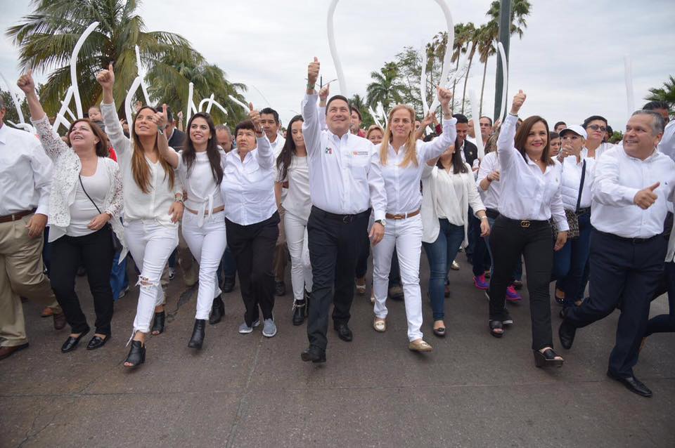 12963906_10154190350108083_663783157567310778_n