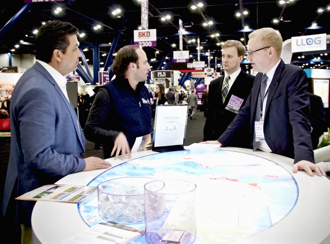 TAMm-073-2017.-TamaulipasúnicoestadomexicanopresenteenExpoNAPE(1)