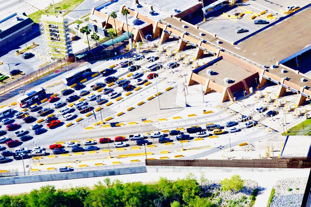 Oficiales de aduanas confiscan más de 3 millones de dólares en drogas en el Puente&nbsp;Hidalgo