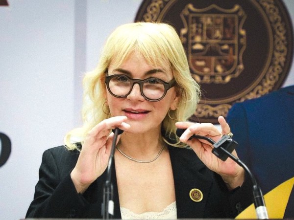 Va Magaly Deandar contra abuso de&nbsp;grúas