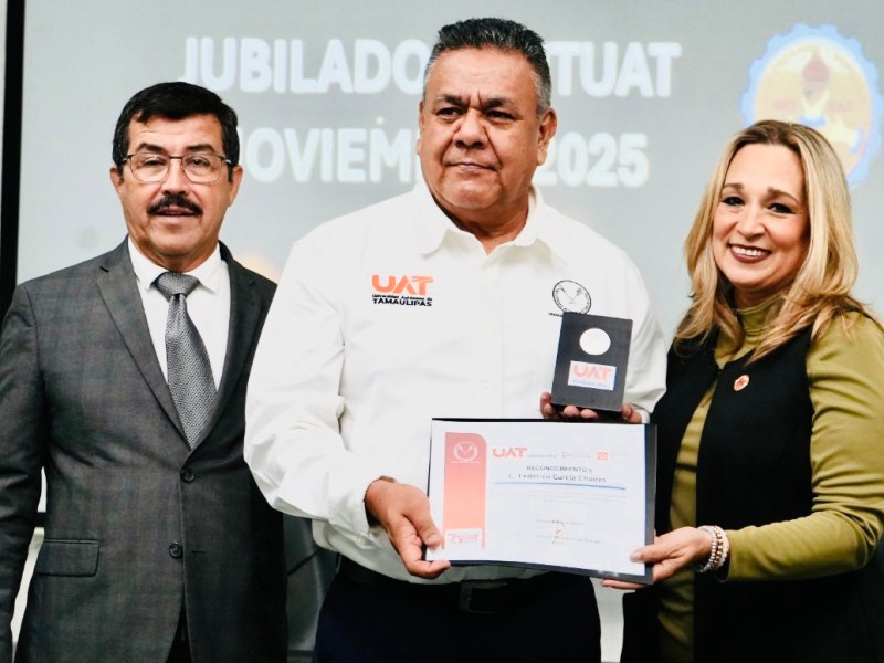 Preside rector homenaje al personal jubilado del&nbsp;SUTUAT